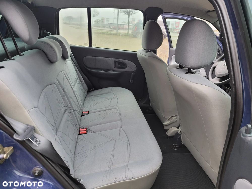 Renault Clio 1.2 Free - 18
