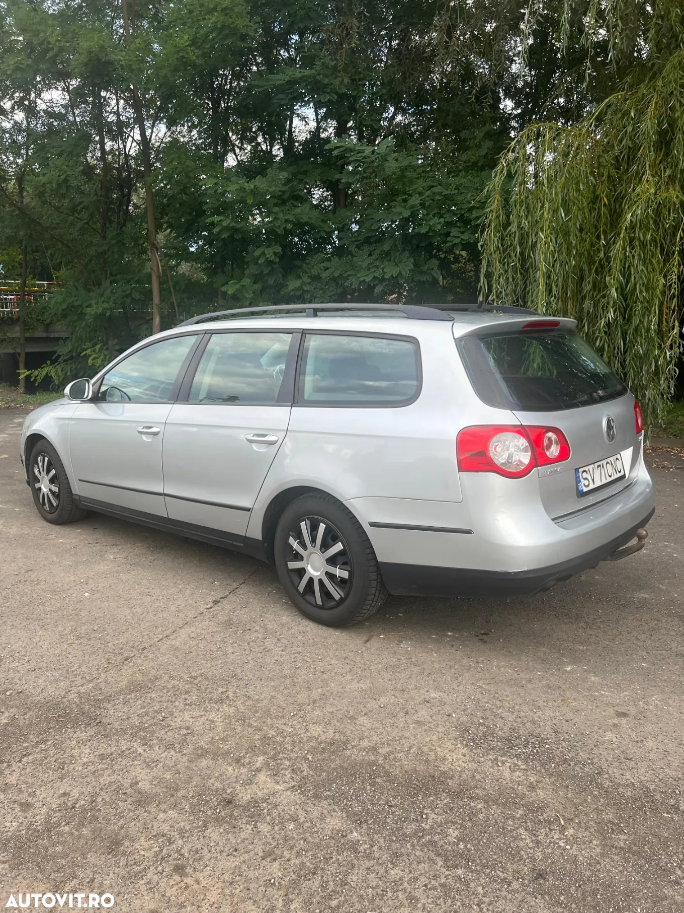 Volkswagen Passat - 3