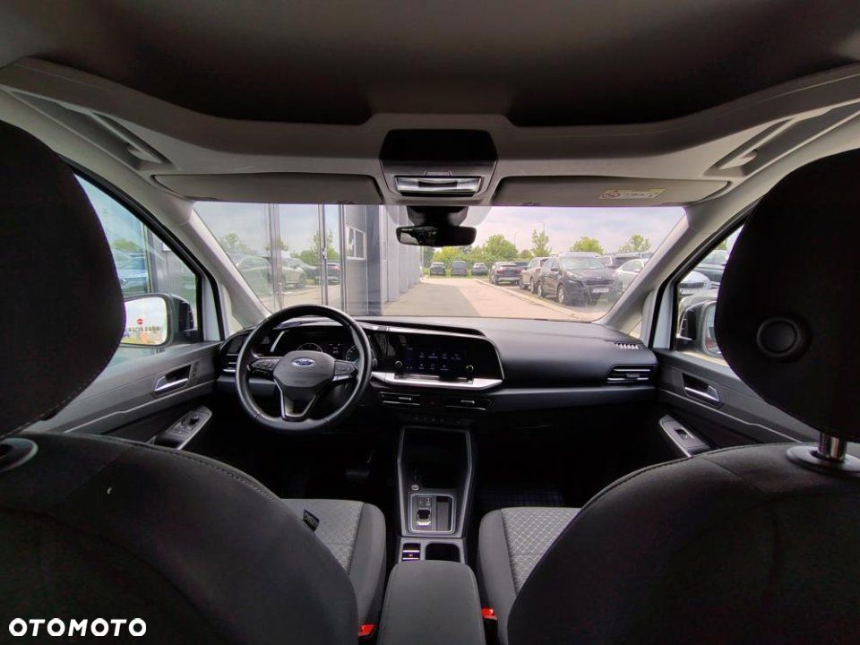 Ford Tourneo Connect Grand - 10