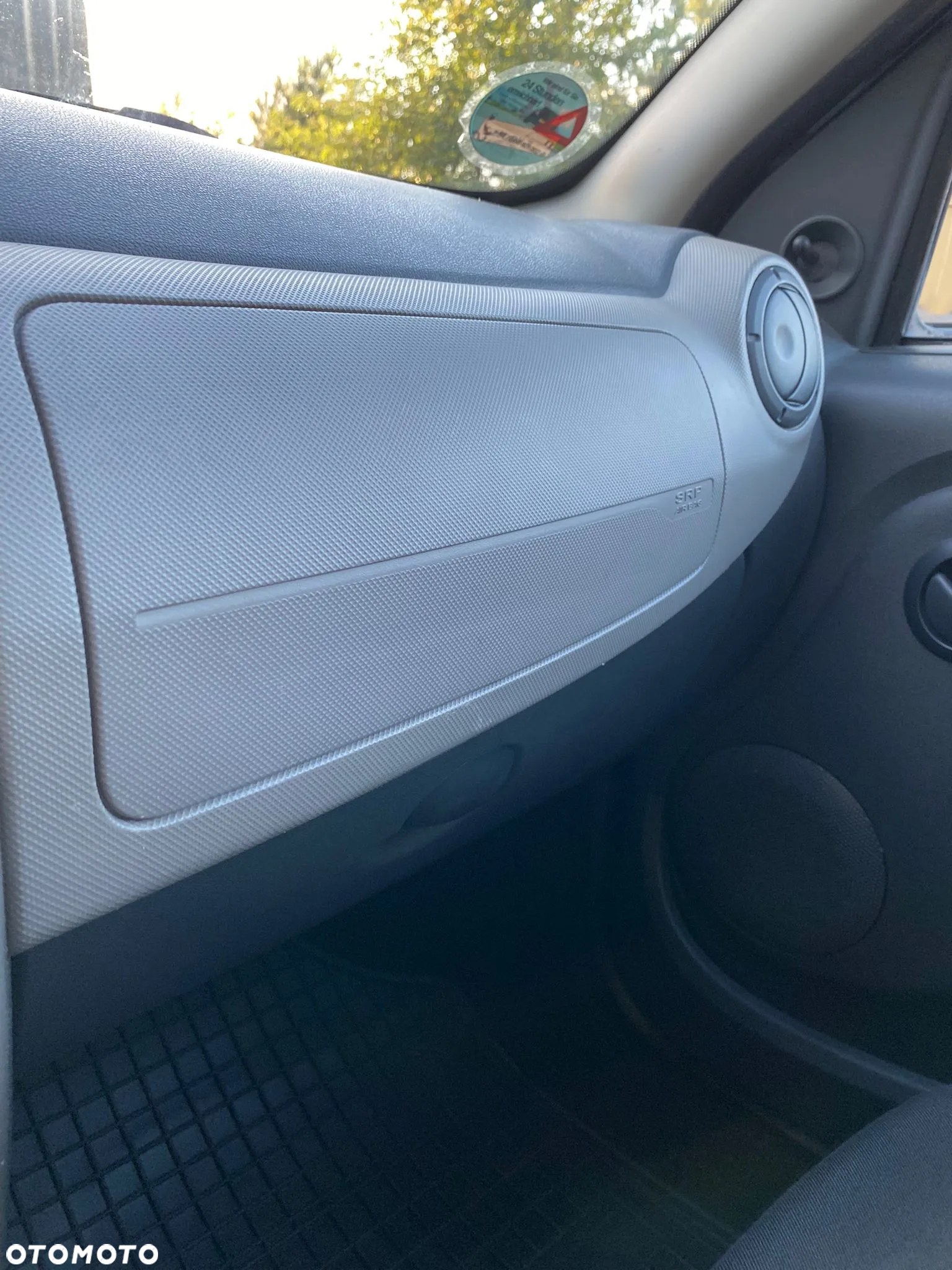 Dacia Sandero 1.4 MPI Laureate - 19