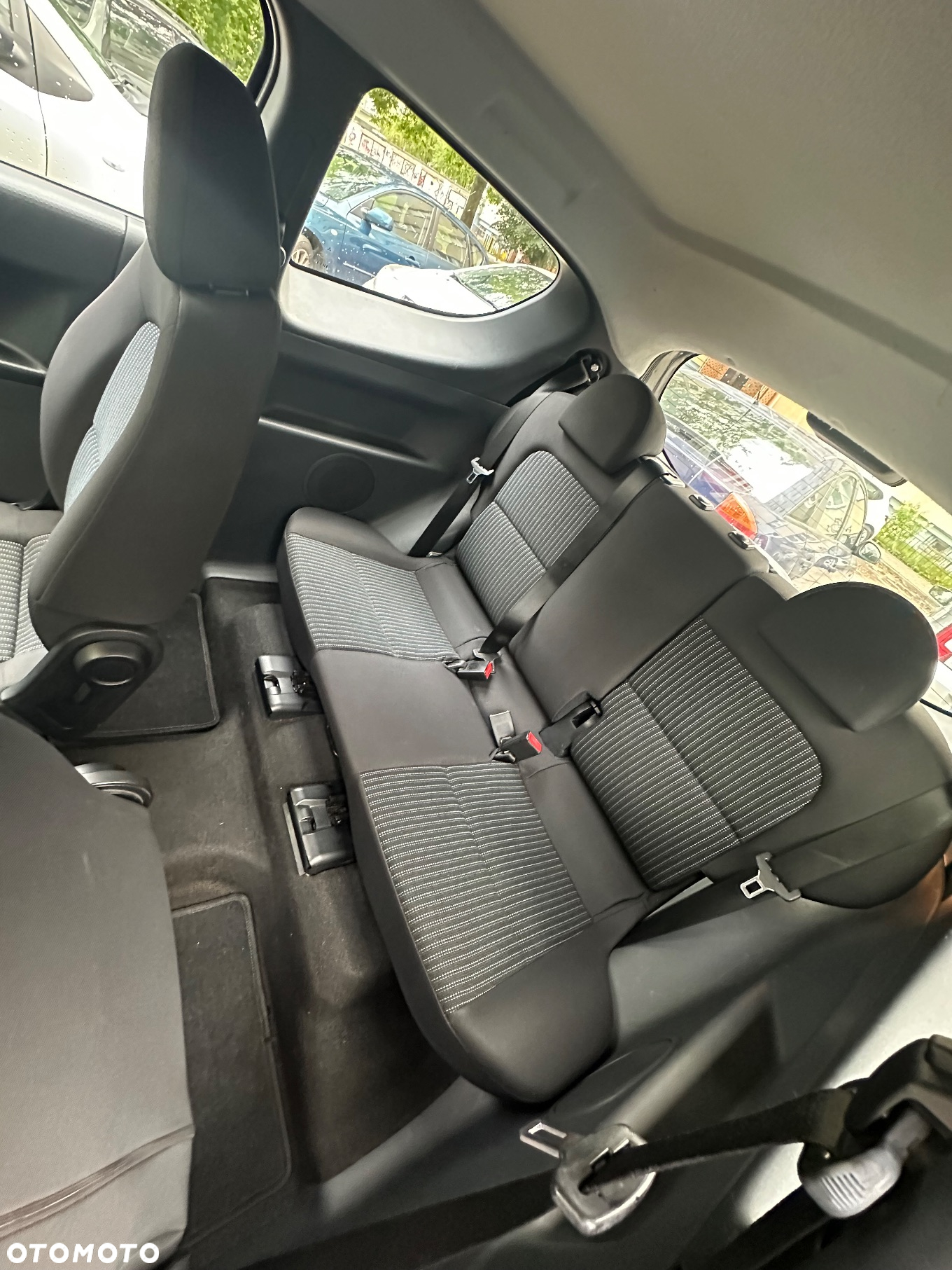 Mitsubishi Colt 1.1 - 7