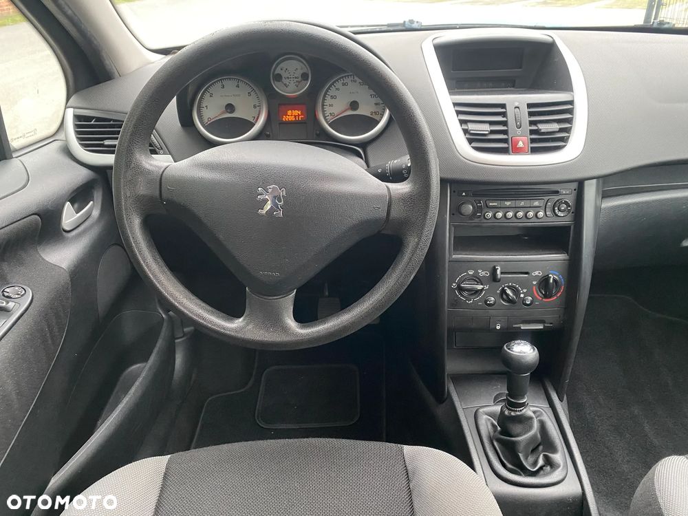 Peugeot 207 1.4 16V Sporty - 14