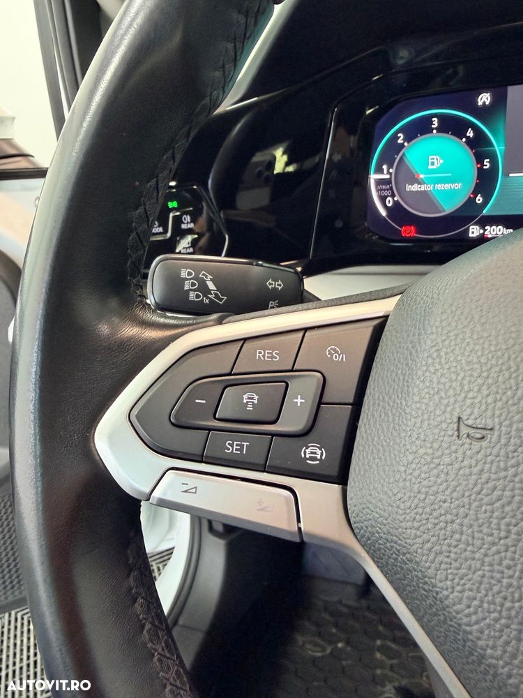 Volkswagen Golf 2.0 TDI Life - 6