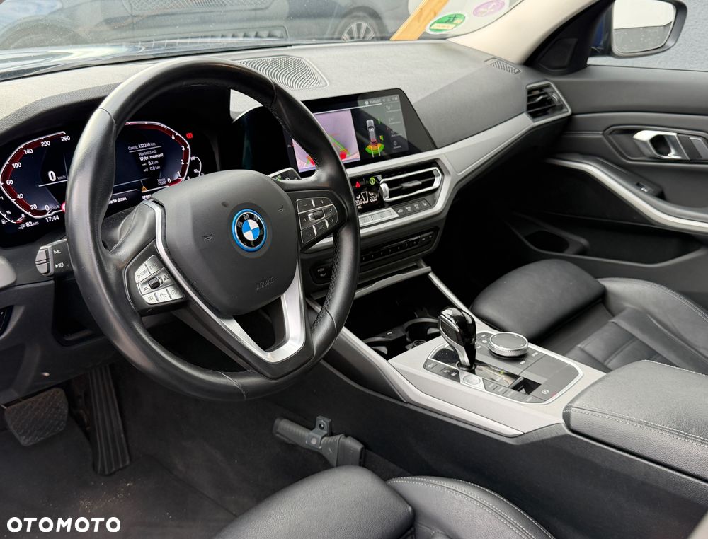BMW Seria 3 330e iPerformance Sport Line - 7