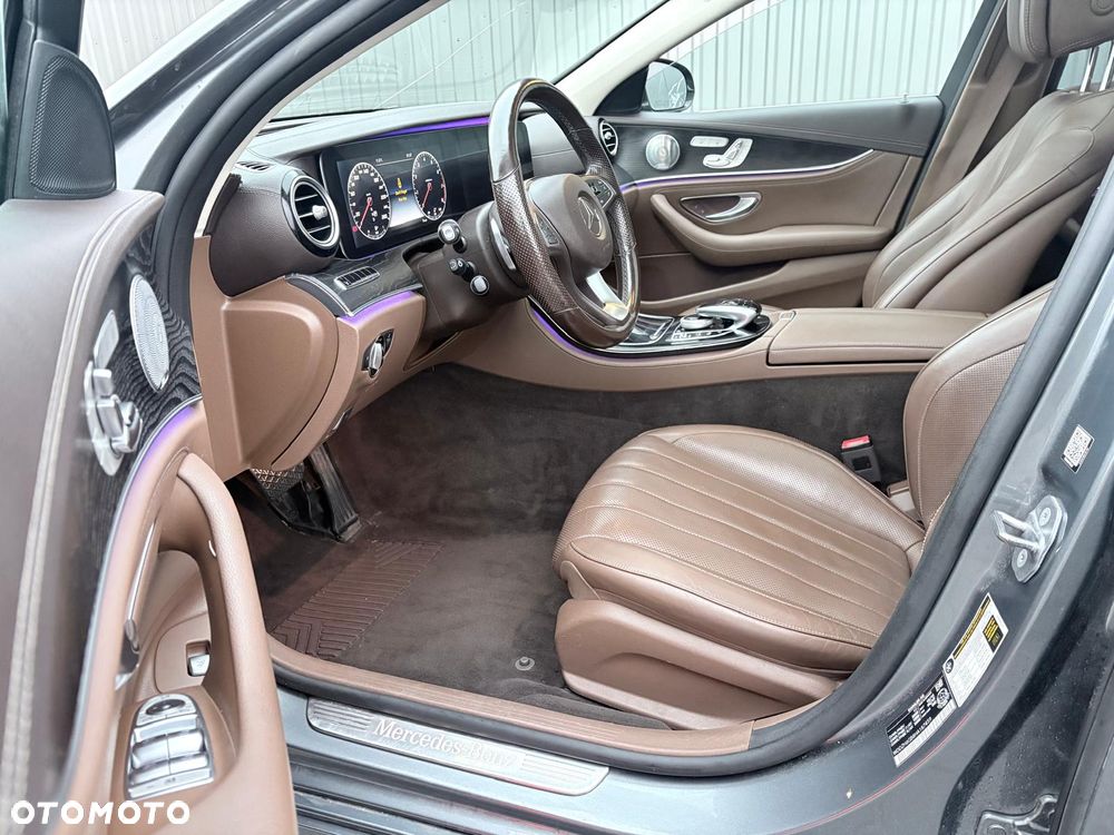 Mercedes-Benz Klasa E 400 7G-TRONIC - 11