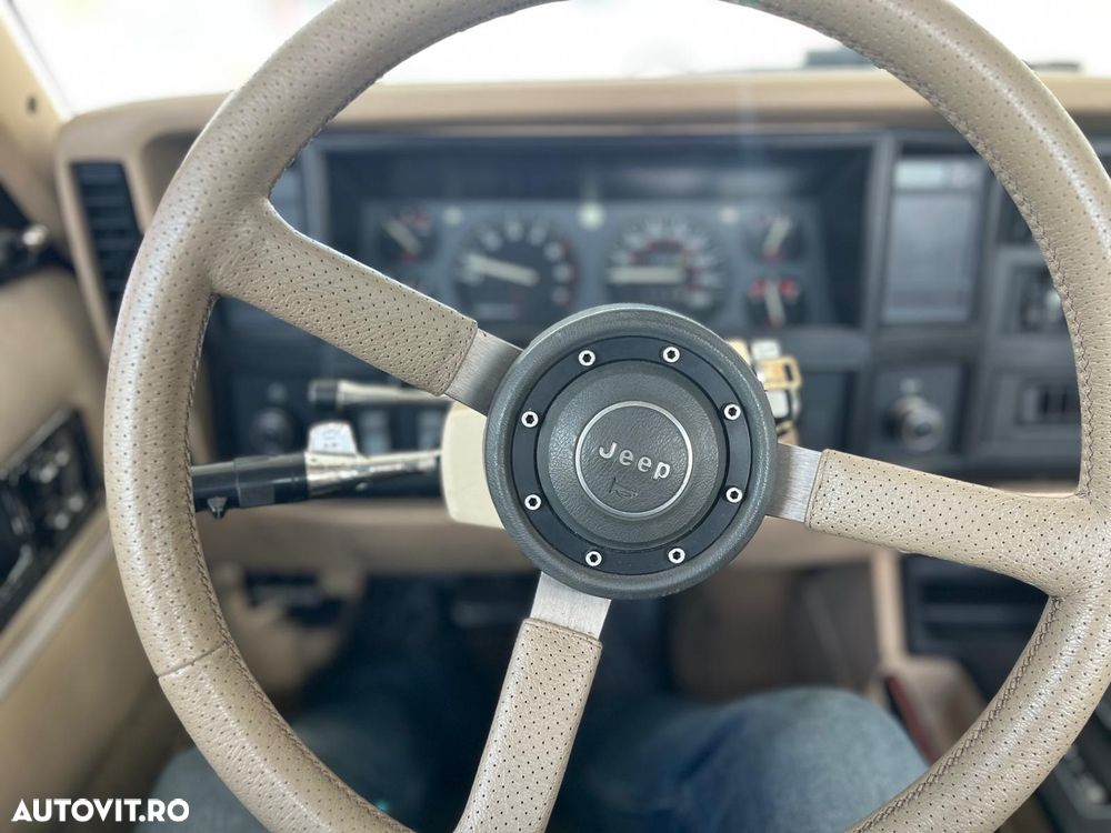 Jeep Comanche - 6