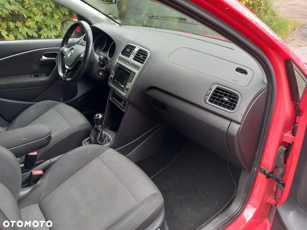 Volkswagen Polo 1.2 TSI BMT Highline - 23