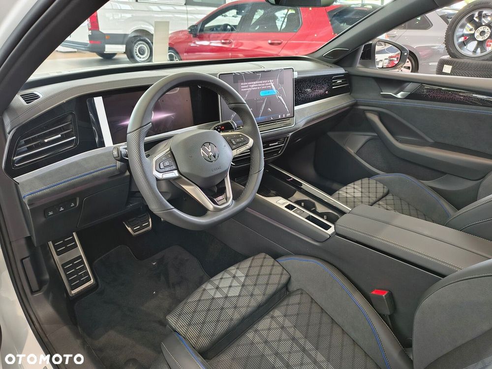 Volkswagen Passat Variant 2.0 TSI R-Line Plus DSG - 14