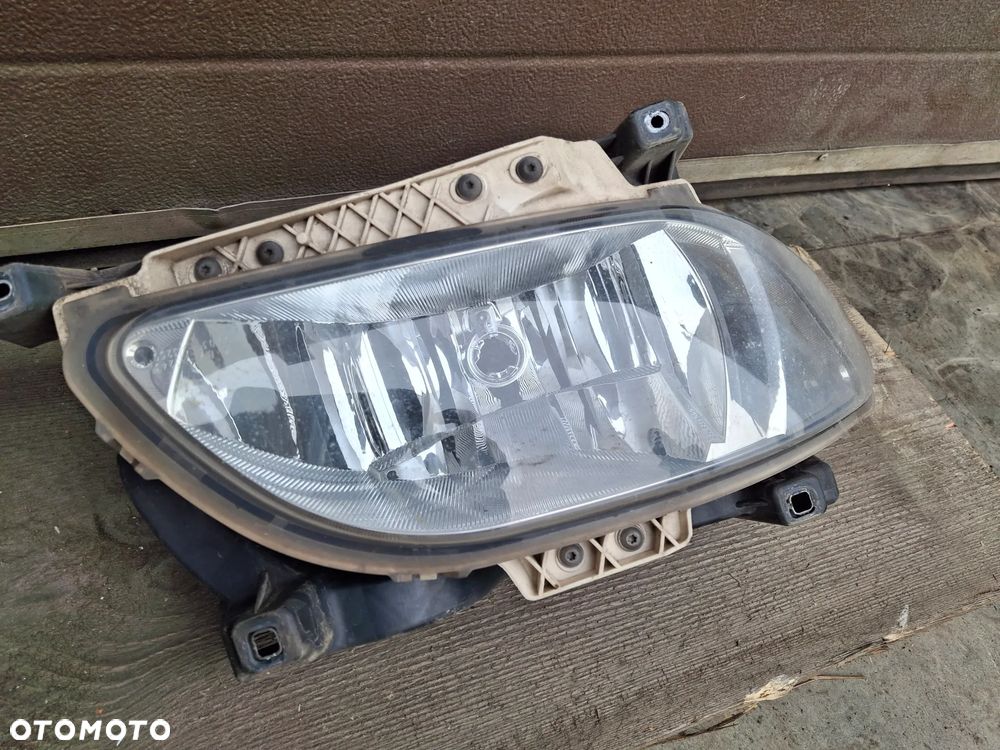 Lampa/Halogen przeciwmgielny do Daf CF euro 6 - 4