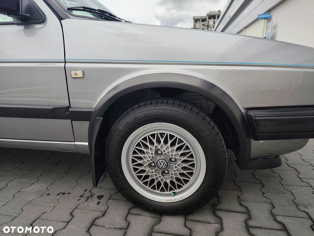 Volkswagen Golf 1.3 - 5