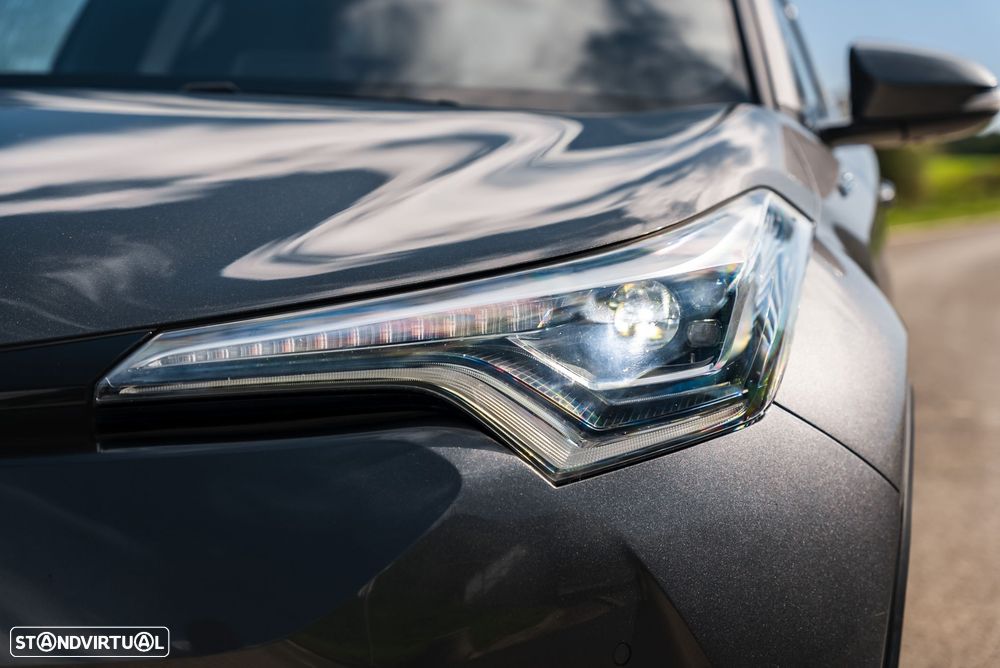 Toyota C-HR 1.8 HSD Exclusive+P.Luxury - 29
