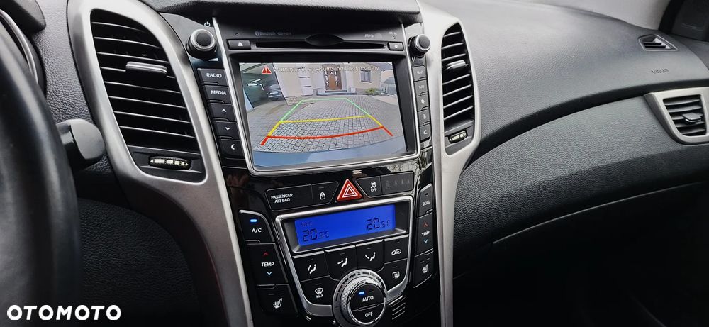 Hyundai i30 1.6 Fifa World Cup Edition - 11