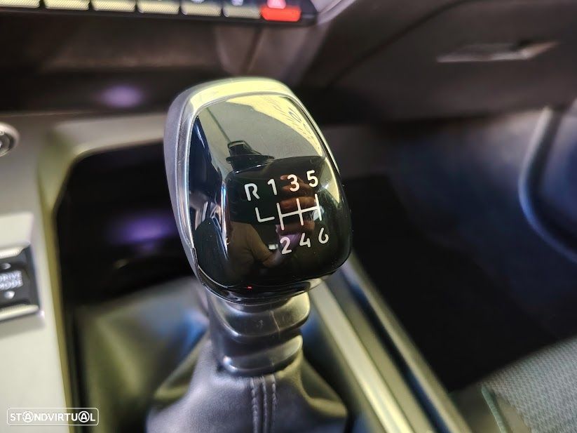 Peugeot 308 1.2 PureTech Allure - 30