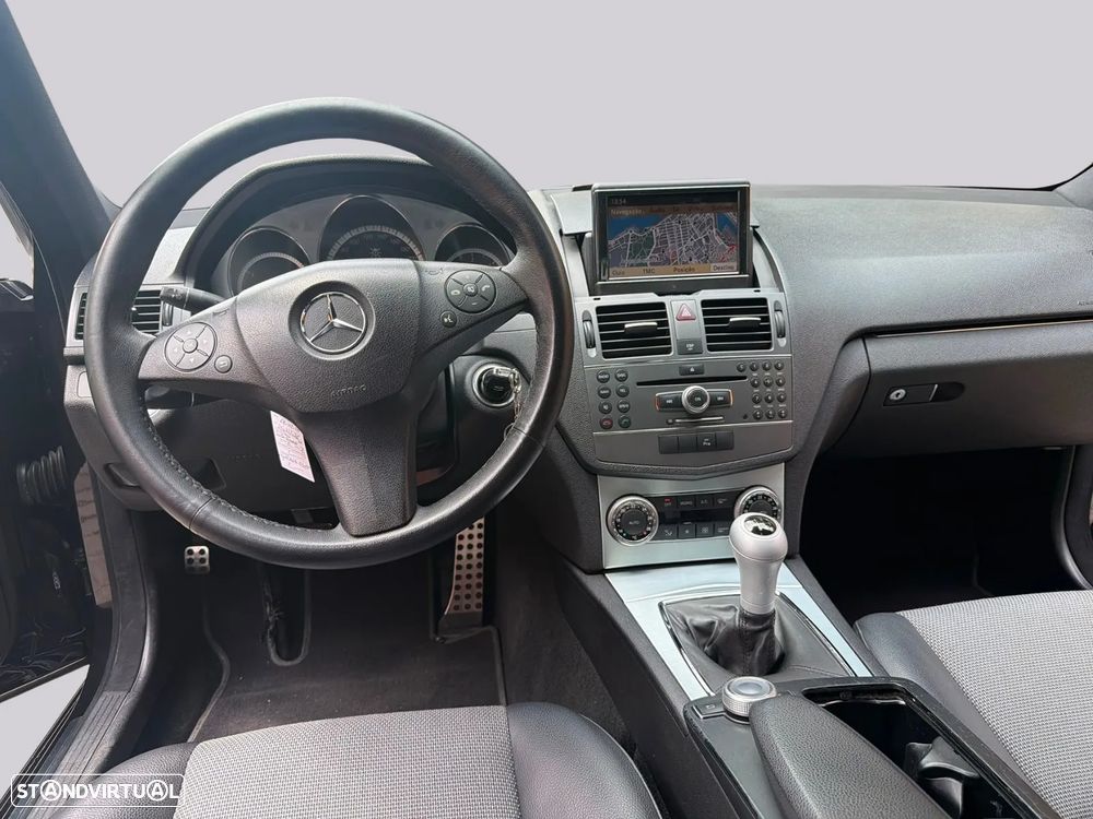 Mercedes-Benz C 220 - 14