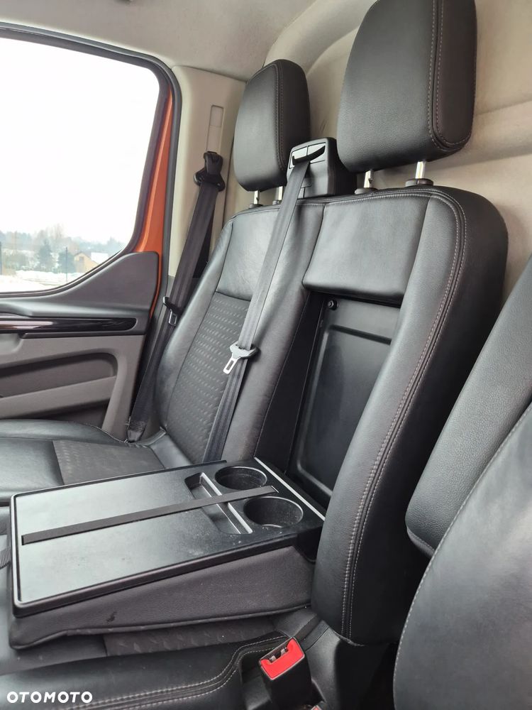 Ford Transit Custom Sport - 12