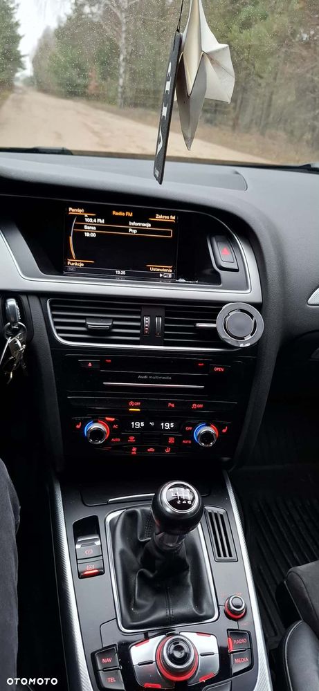 Audi A4 Avant 2.0 TDI - 12