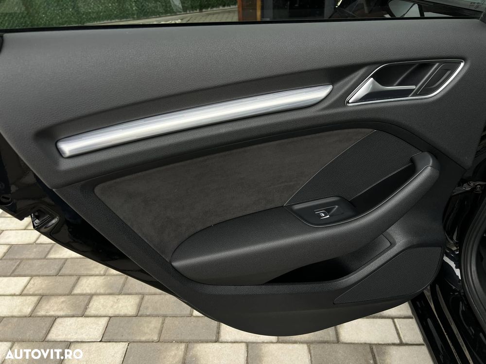 Audi A3 2.0 TDI Sportback S tronic sport - 21