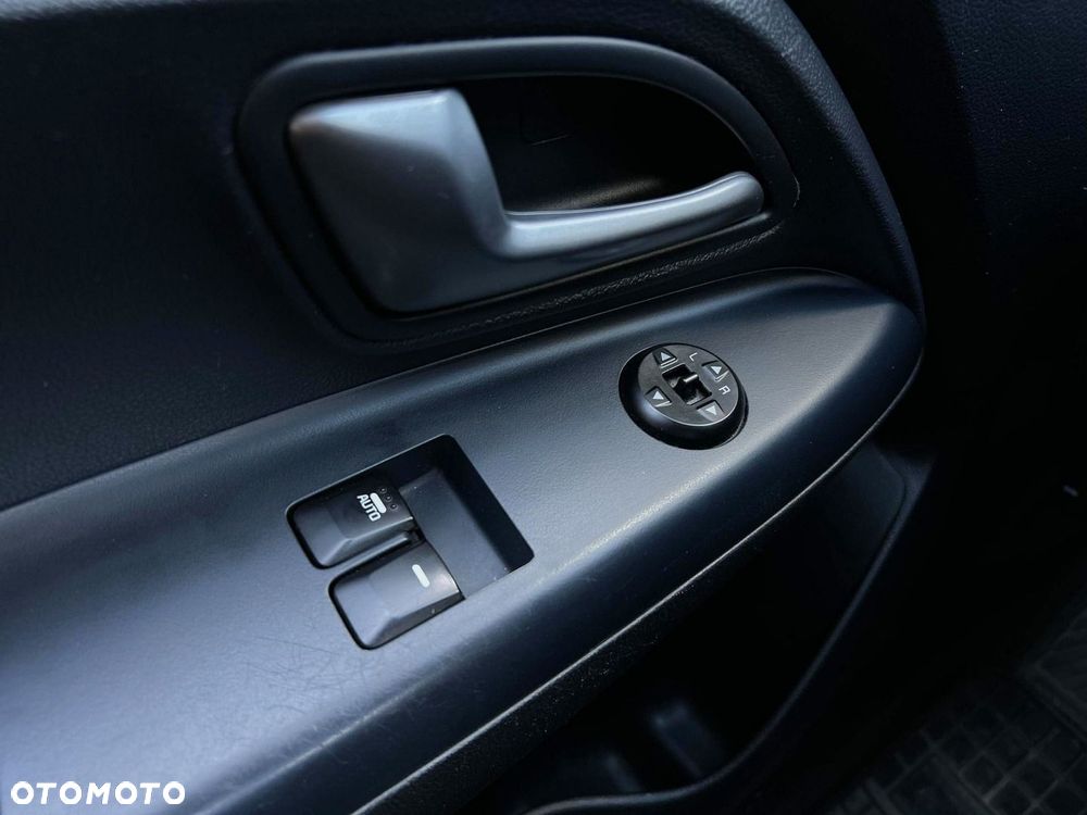 Kia Rio 1.4 crdi L - 17