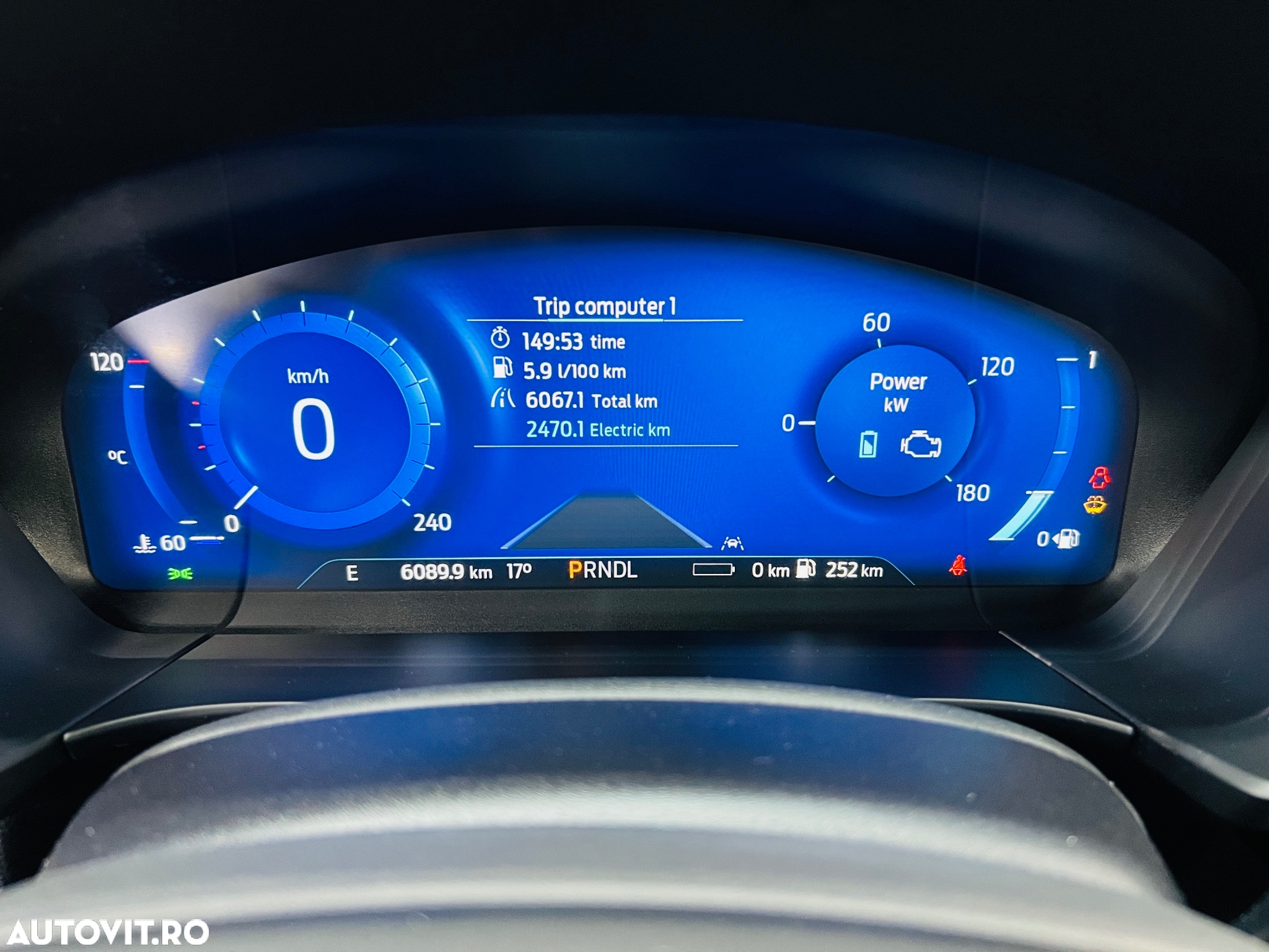 Ford Kuga 2.5 Duratec PHEV ST Line - 9