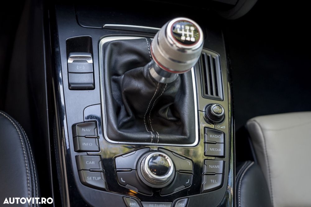 Audi A4 Avant 3.0 TDI DPF quattro S line Sportpaket (plus) - 21