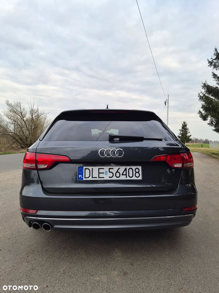 Audi A4 Avant 2.0 TDI S tronic - 4