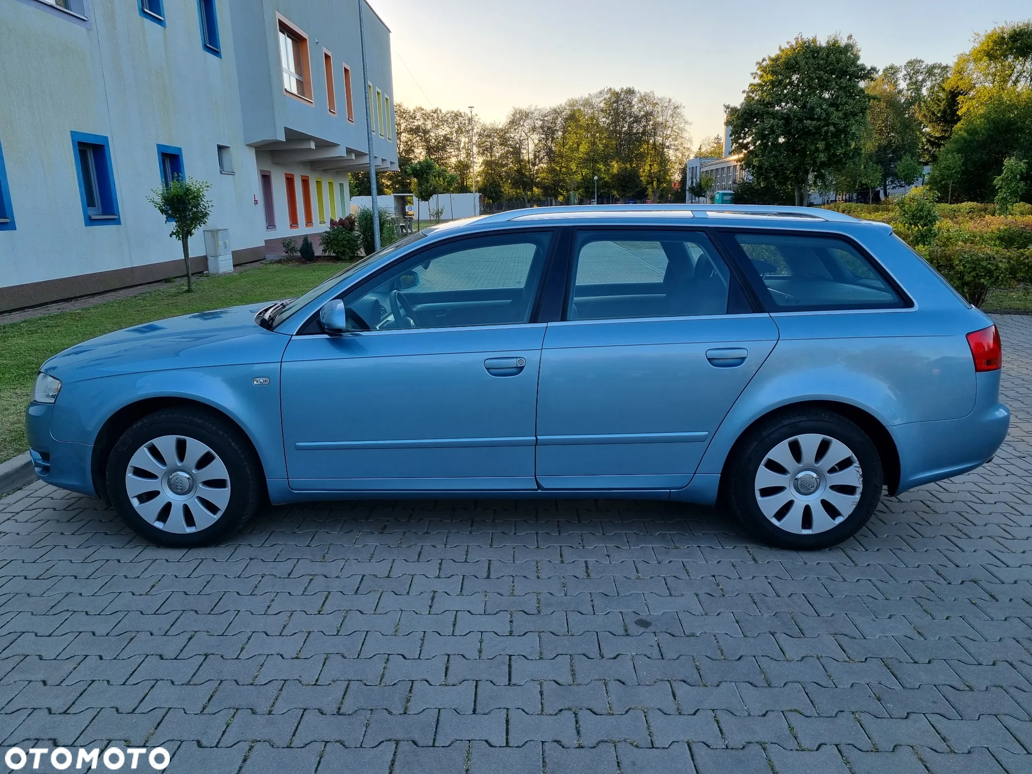 Audi A4 - 8
