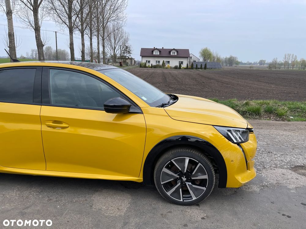 Peugeot 208 GT Line - 30