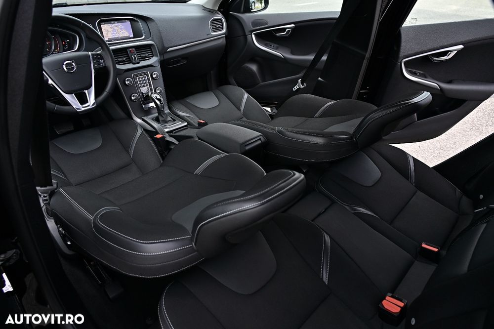 Volvo V40 - 17