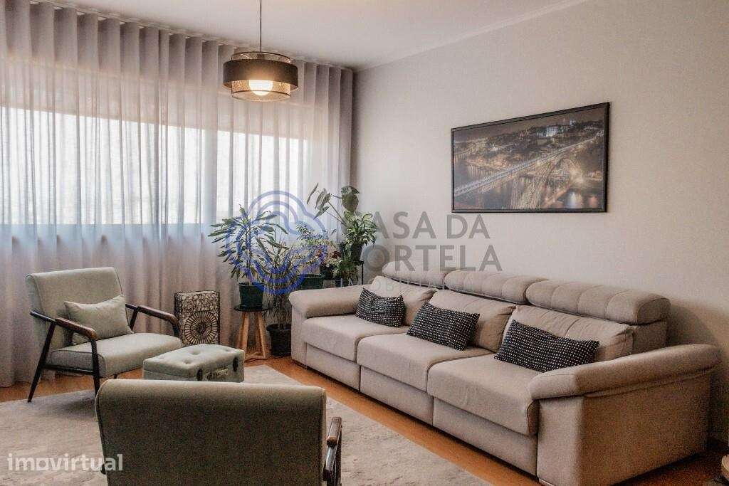 Excelente T3 no Coração de Vila Nova de Gaia, Mobilado, Garagem e Loca - Grande imagem: 2/52