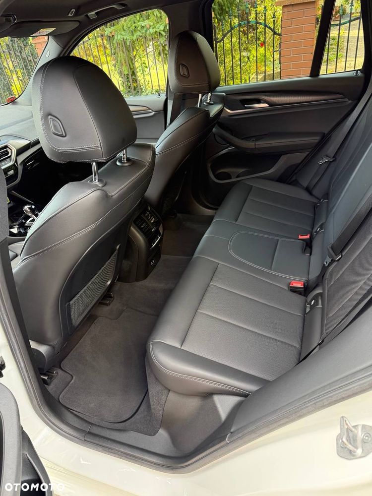 BMW X3 xDrive20d - 18