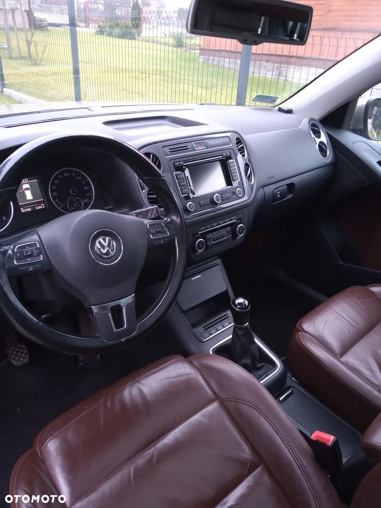 Volkswagen Tiguan 2.0 TDI DPF 4Motion BlueMotion Technology Track & Field - 5