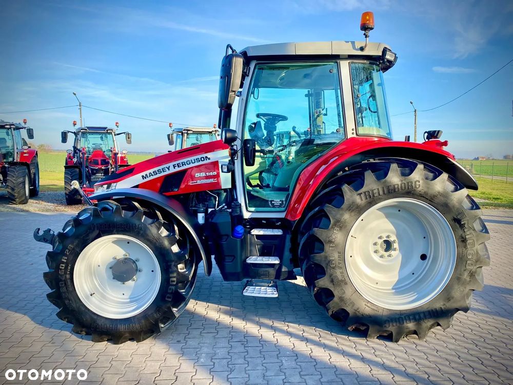 Massey Ferguson 5S.145 Dyna-6 - 2
