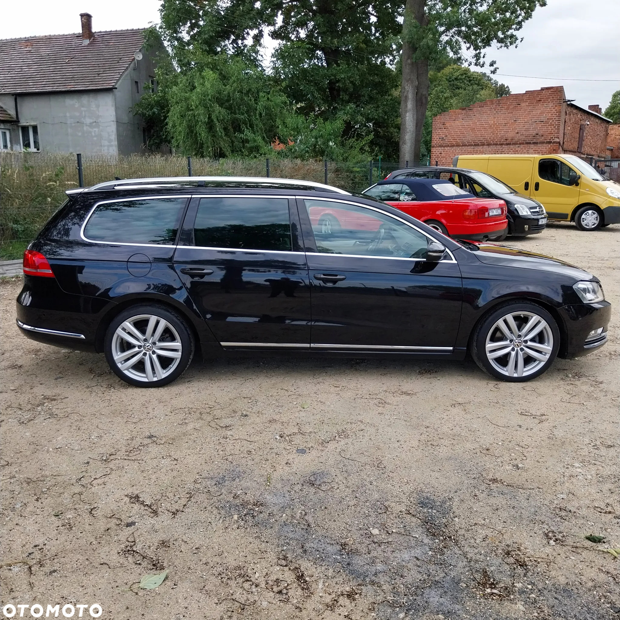 Volkswagen Passat Variant 2.0 TDI 4Motion DSG BlueMotion Tech Highline - 35