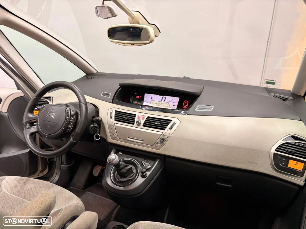 Citroën C4 Grand Picasso 1.6 HDi Exclusive - 6