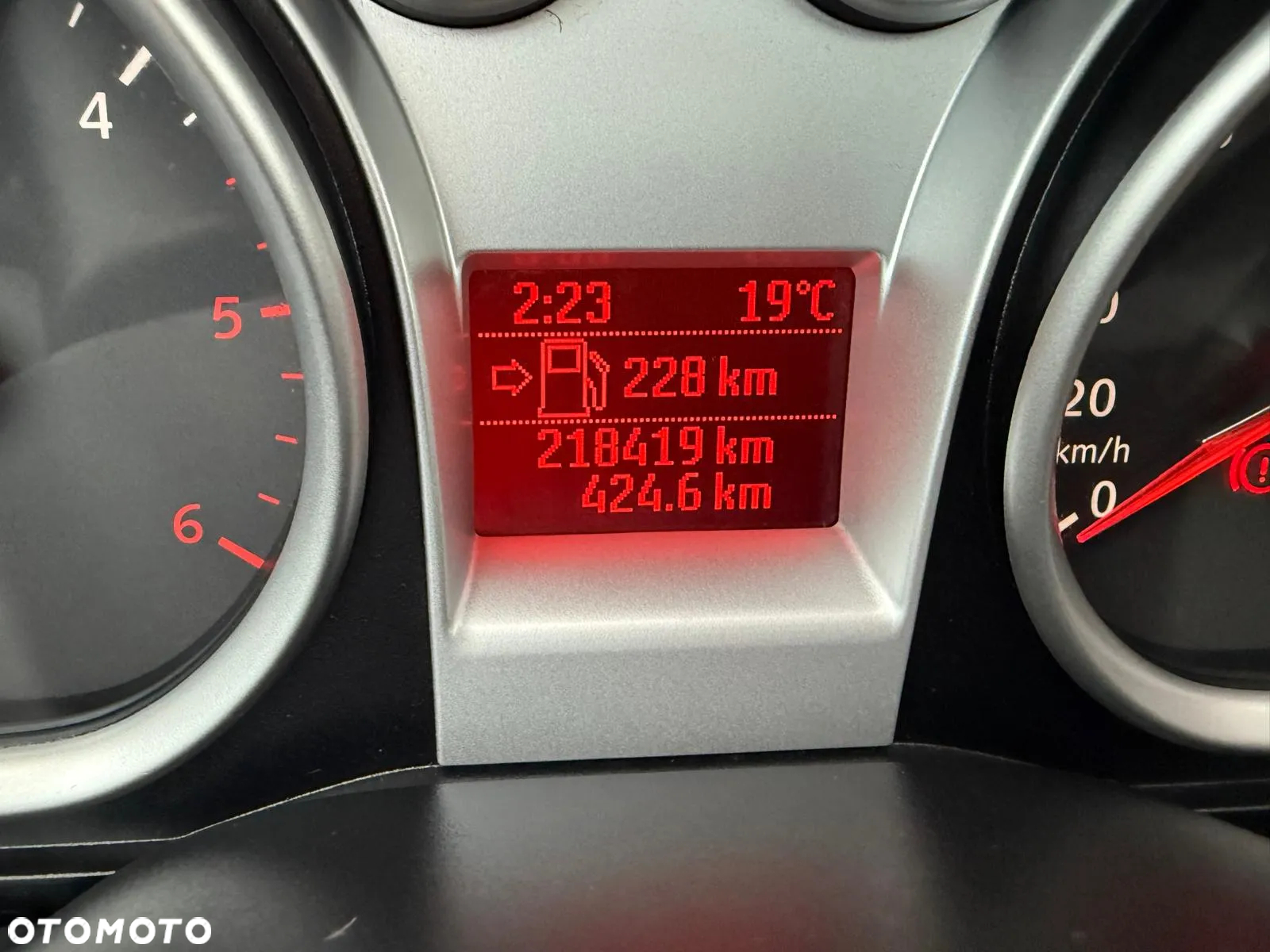 Ford Kuga 2.0 TDCi 4x4 Titanium - 23