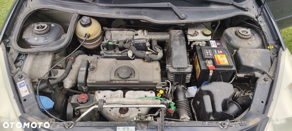 Peugeot 206 plus - 6
