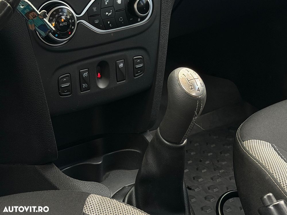 Dacia Sandero Stepway 0.9 TCe - 6