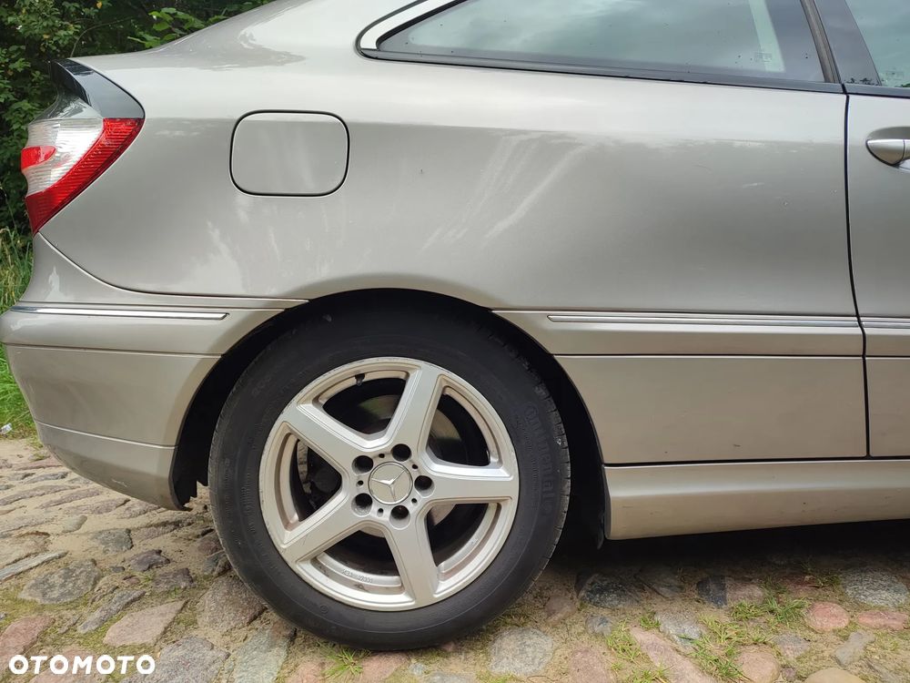 Mercedes-Benz Klasa C 220 CDI Sportcoupe Automatik - 18