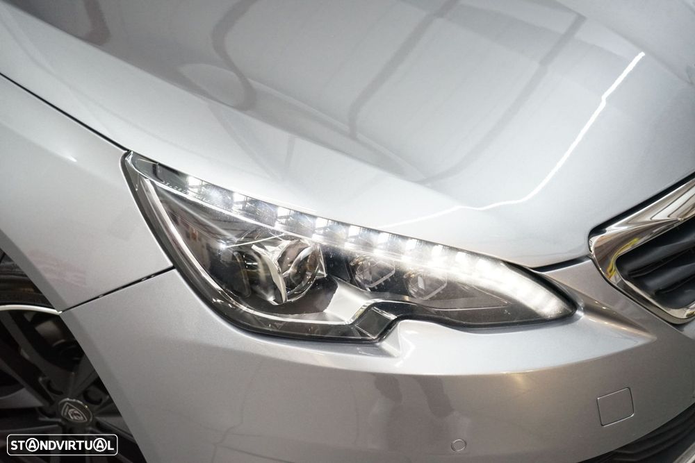 Peugeot 308 1.6 e-HDi Allure - 9