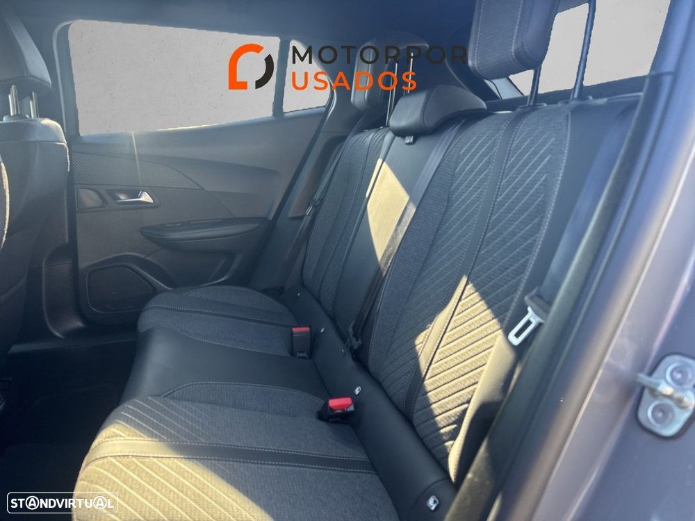 Peugeot 2008 1.2 Hybrid Allure e-DCS6 - 9