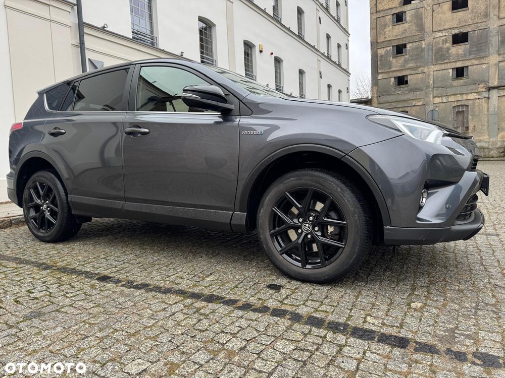 Toyota RAV4 Hybrid Premium 4x2 - 26