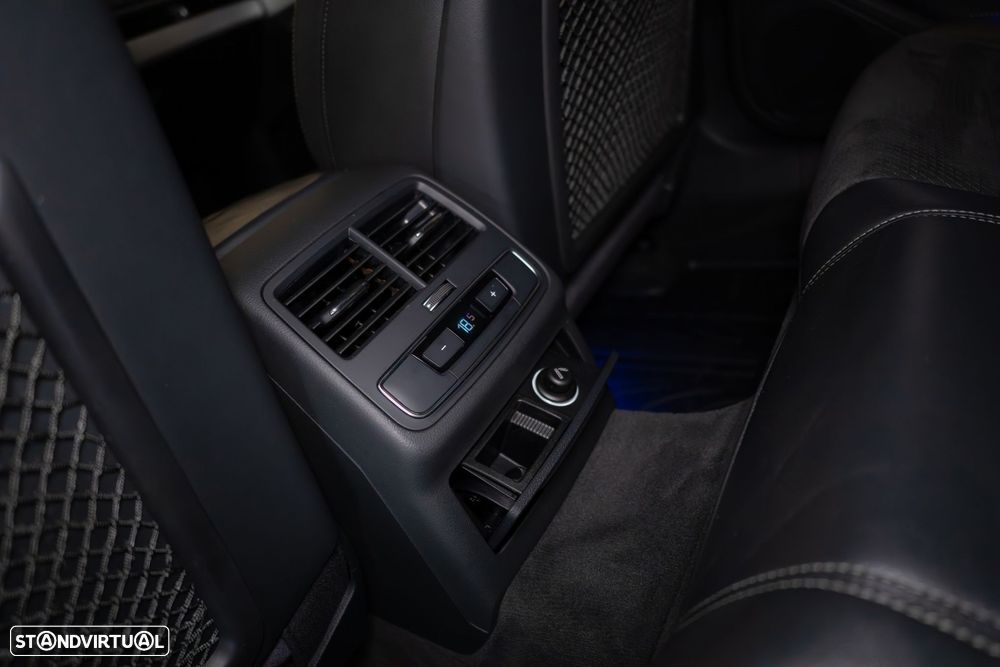 Audi A4 Avant 2.0 TDI S-line S tronic - 29