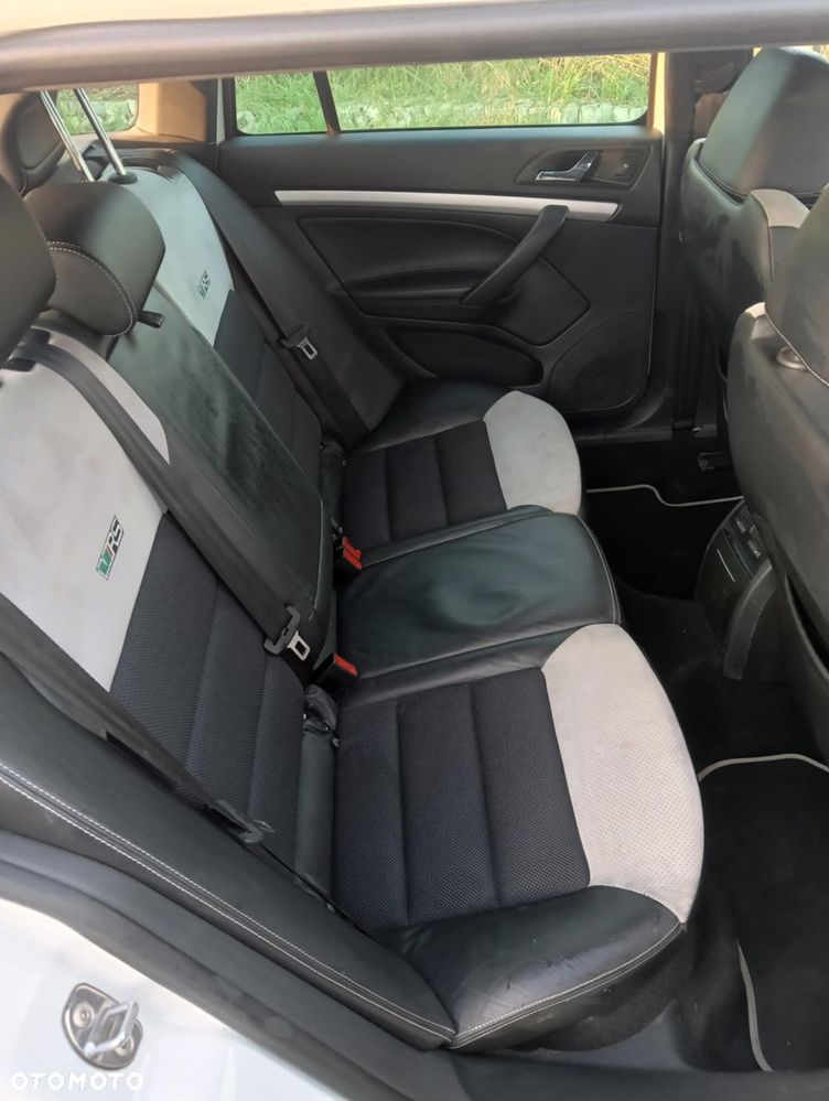 Skoda Octavia 2.0 TDI DPF RS - 11