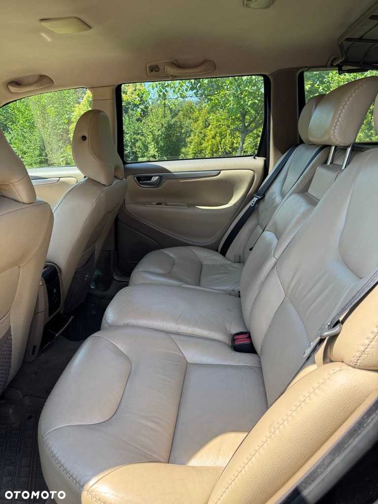 Volvo XC 70 - 6