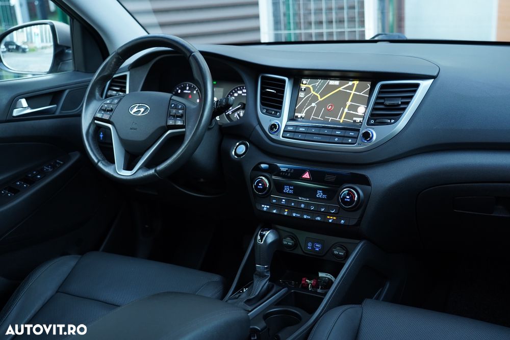 Hyundai Tucson 2.0 CRDI 4WD Automatik Premium - 14