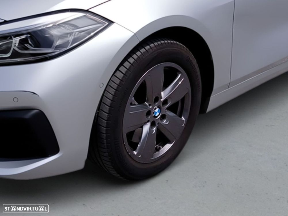 BMW 118 i Auto - 4