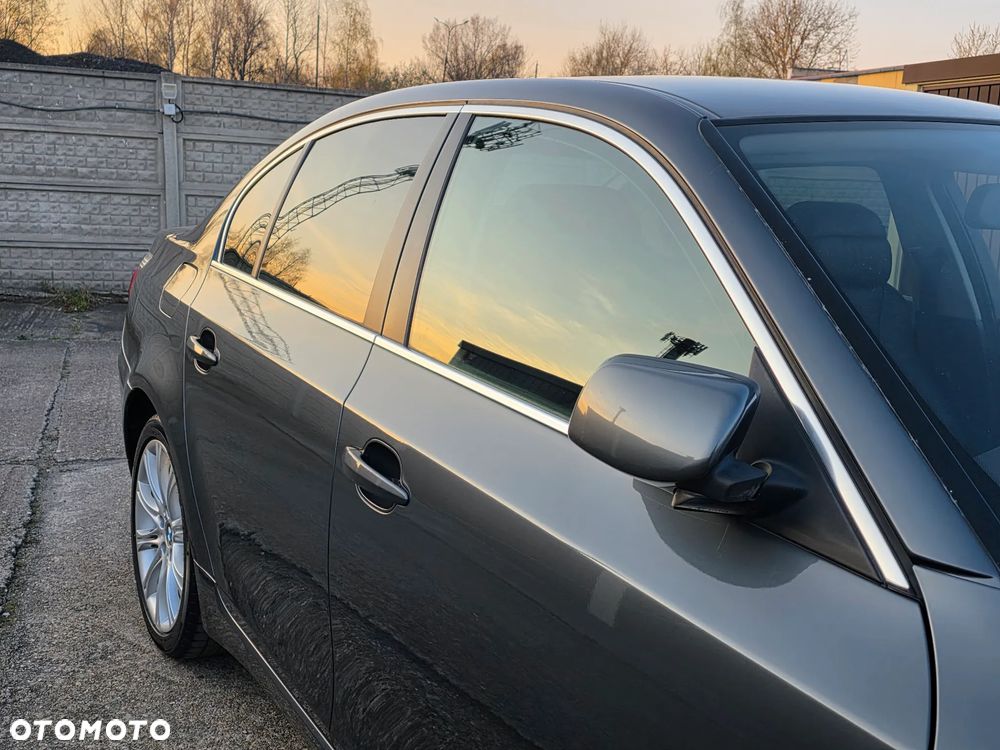 BMW Seria 5 525xi Edition Exclusive - 21