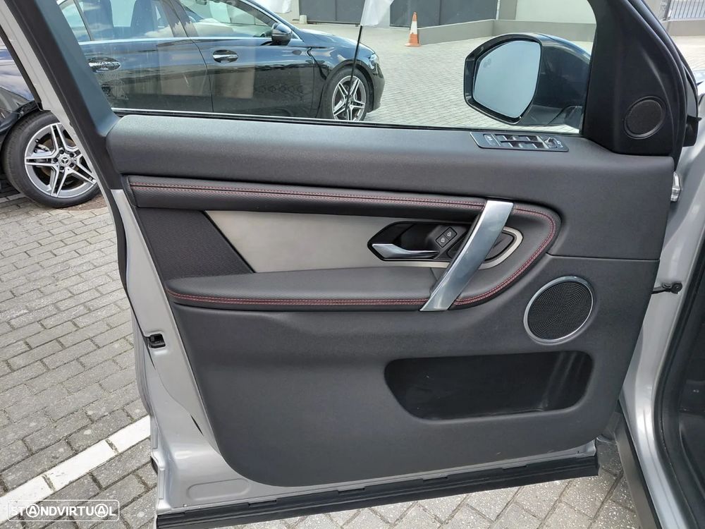 Land Rover Discovery Sport 1.5 I3 P300e AWD R-Dynamic S - 3