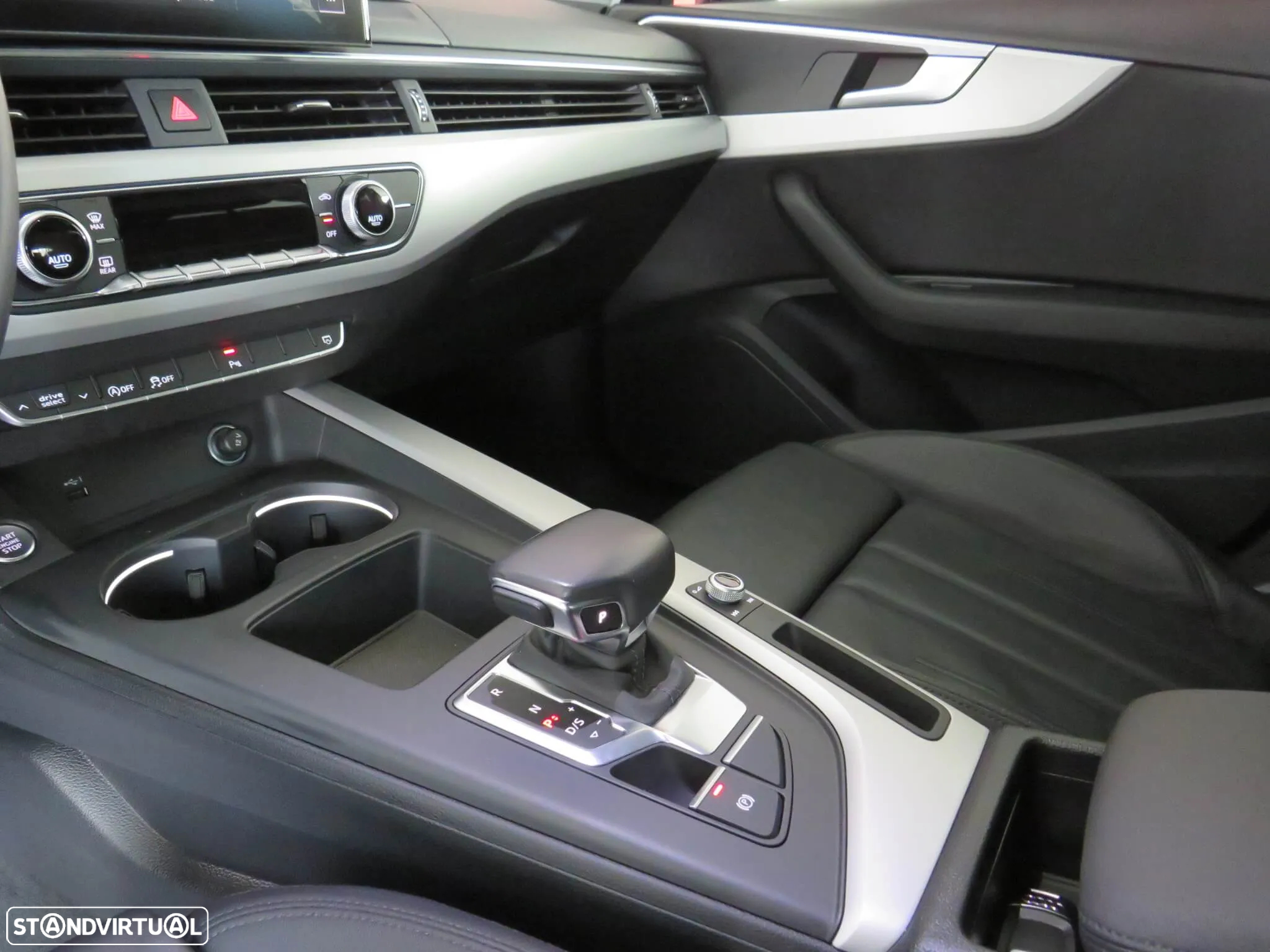 Audi A4 Avant 40 TDI S line S tronic - 11