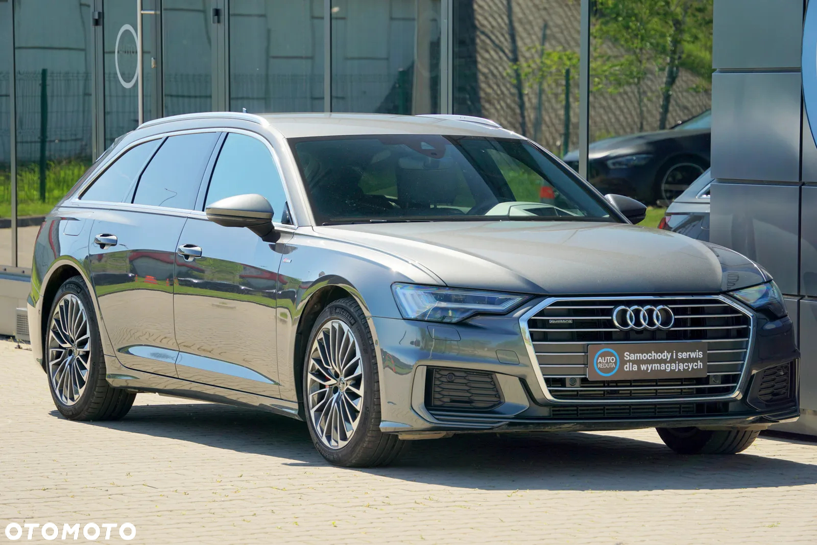 Audi A6 Avant 55 TFSI e quattro S tronic S line - 4